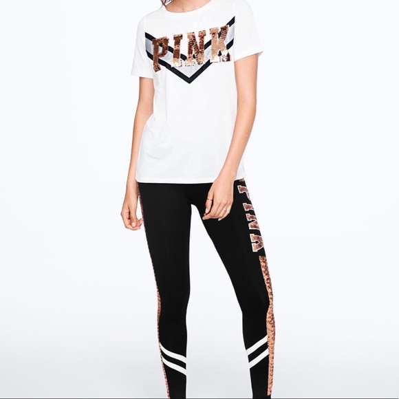 💎VS PINK White T-Shirt w/Gold Bling T-Shirt
💎 - Picture 2 of 3